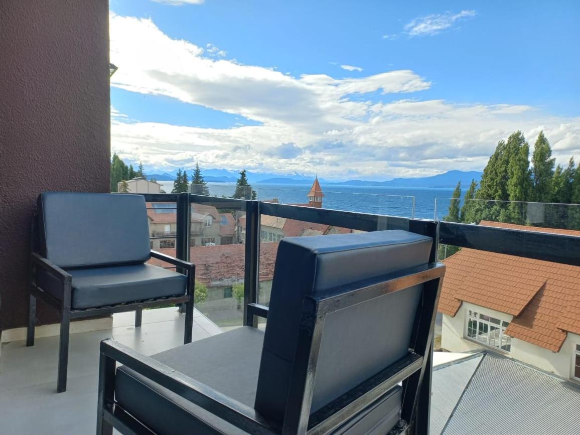 Departamento Con Vista Al Lago En El Centro De Bariloche Apartment Exterior photo